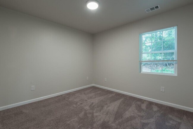 Building Photo - 5461 Brisbane Ct