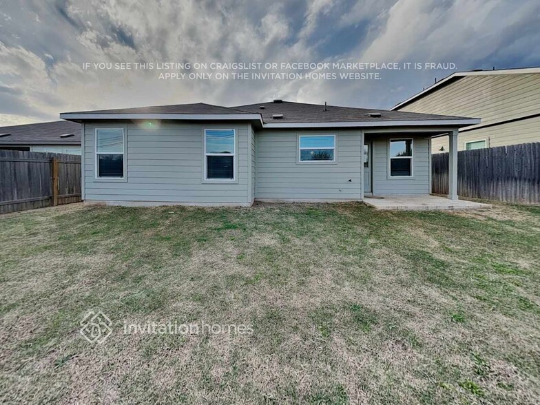 Building Photo - 10509 Steinbeck Dr