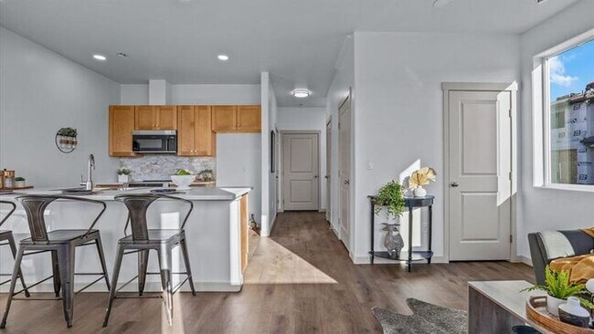 Building Photo - Brand-New Construction Townhome in Orchard Mesa!
