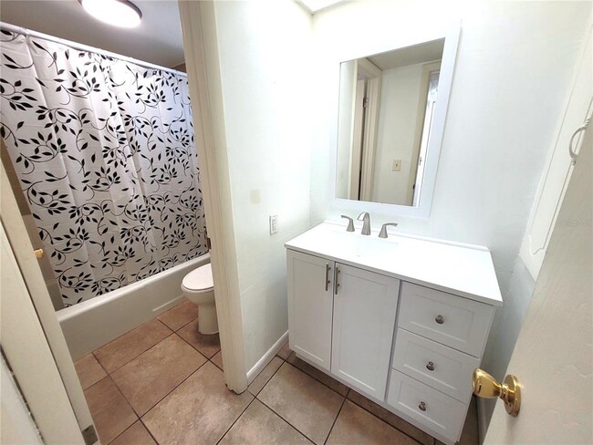 Building Photo - 4012 Audubon Dr