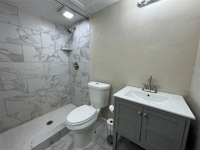 Building Photo - 3121 Park Ln