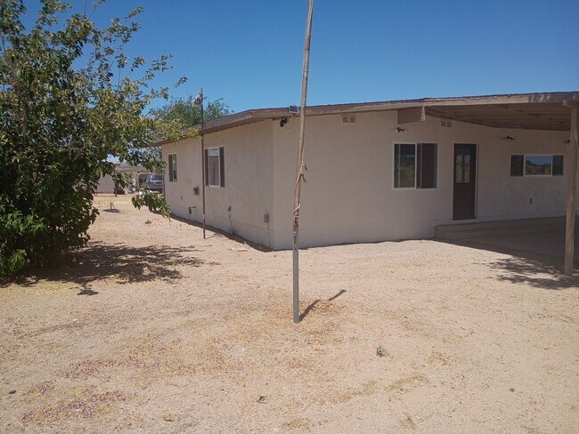Building Photo - 10350 Colusa Rd