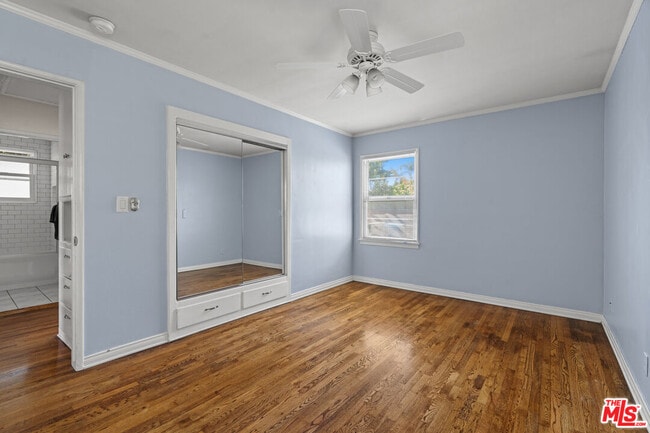 Building Photo - 2421 Cloy Ave