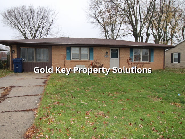 Building Photo - Spacious 4 BR 1 BA House with Central Air ...