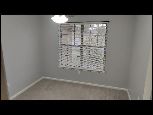 Building Photo - 1405 Appalachian Dr
