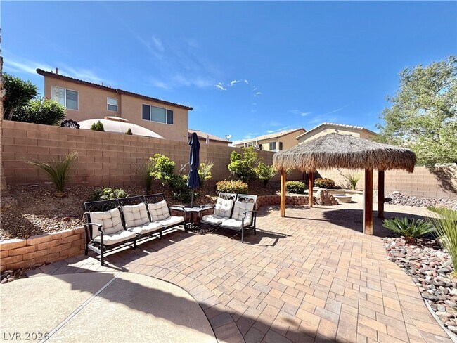 Building Photo - 7919 Quiet Canyon St