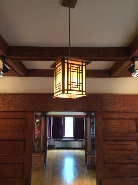 Building Photo - 2201 W Cortez St