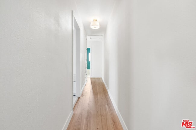 Building Photo - 612 Romulo St