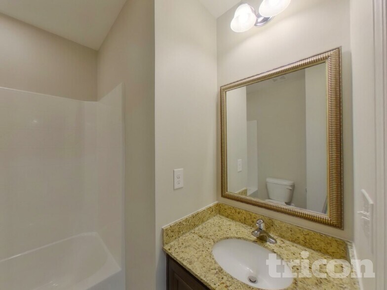 Building Photo - 356 Dawsons Park Dr