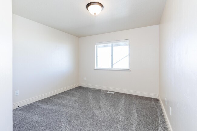 Bedroom 2 - 693 N 240 E