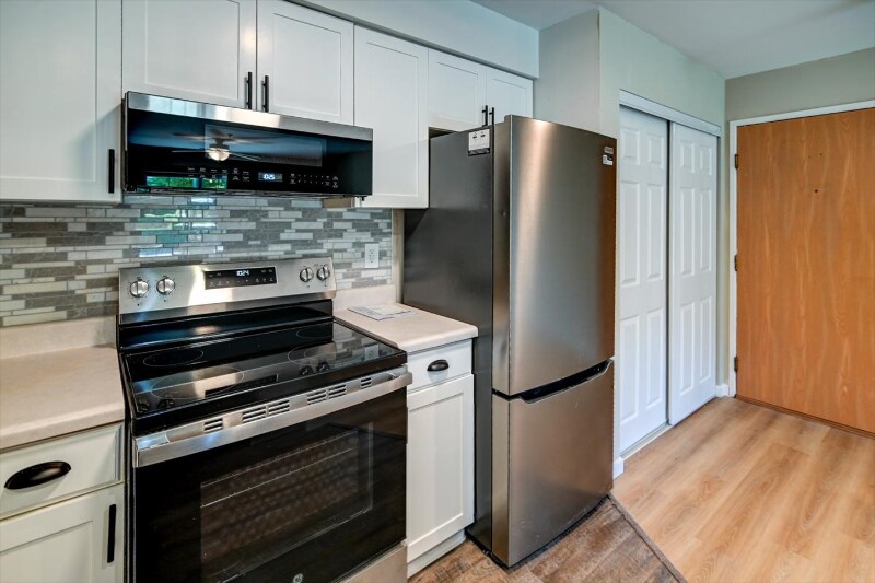 Building Photo - 201 Kearney Way
