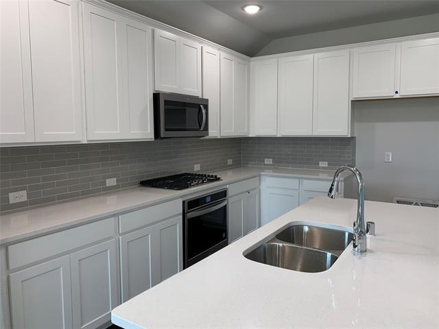 Building Photo - 2103 Swanmore Way
