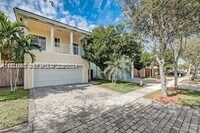 Building Photo - 370 NE 34th Ave