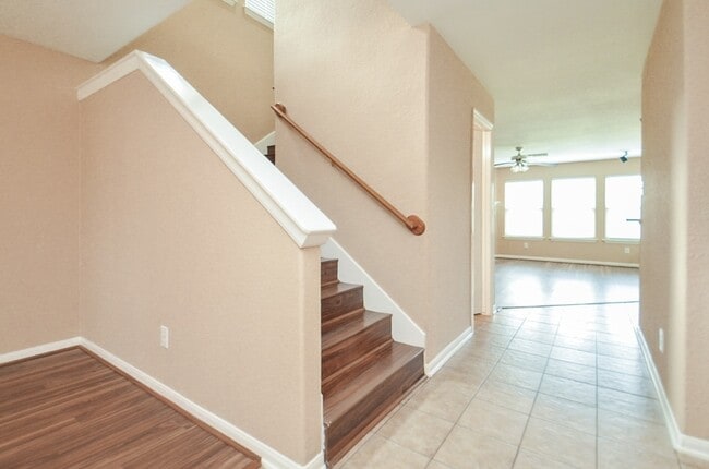 Building Photo - 7134 Winston Ranch Pkwy