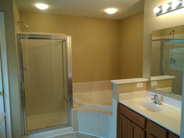 Building Photo - 4402 Coveflower Ct
