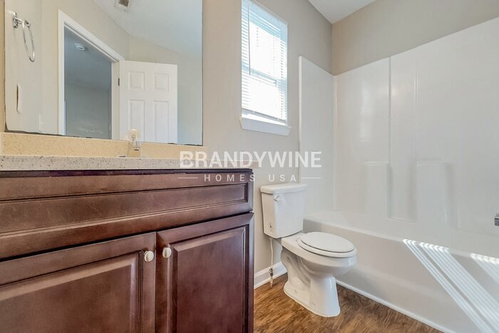 Building Photo - 6065 Flagstaf Walk