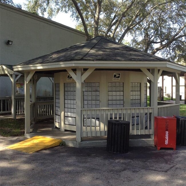 Building Photo - 5986 Westgate Dr