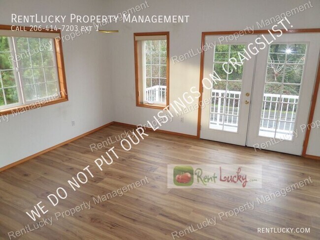 Building Photo - 5039 S 178th St