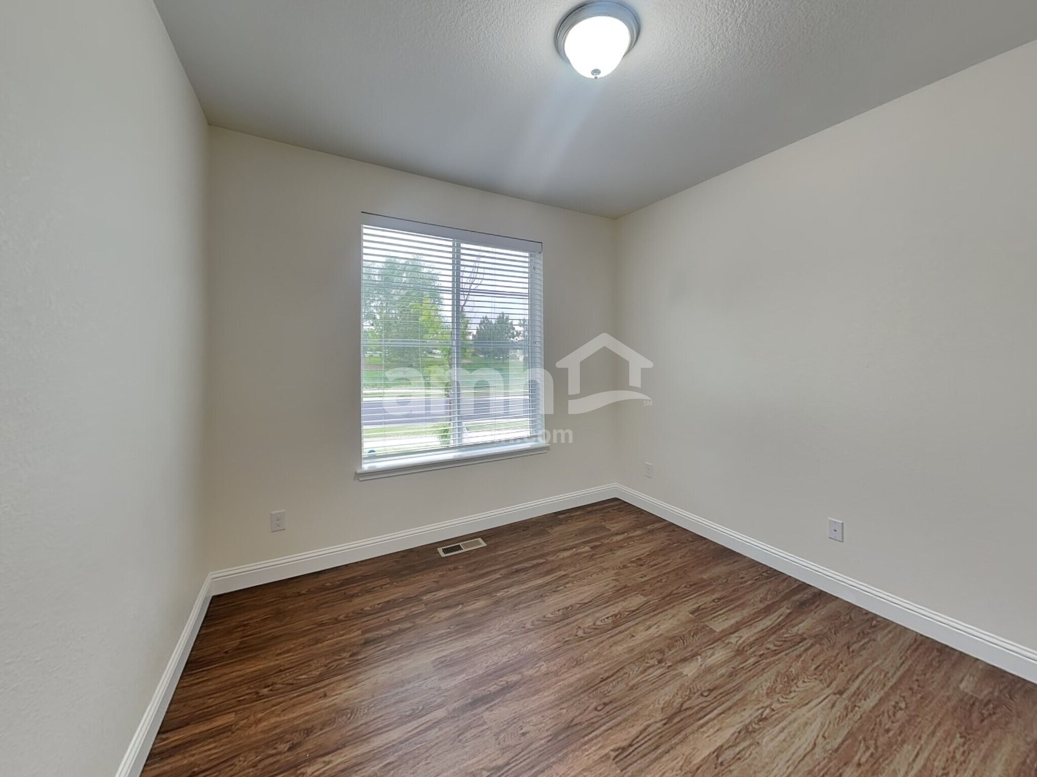 Building Photo - 12939 Ventana St