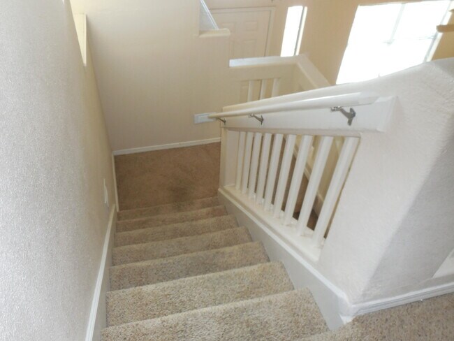 Building Photo - 11232 Whitey Ford St