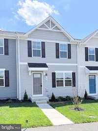 Building Photo - 785 Hisey Ave