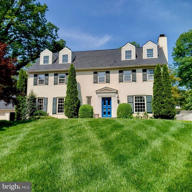 Building Photo - 128 Avon Rd