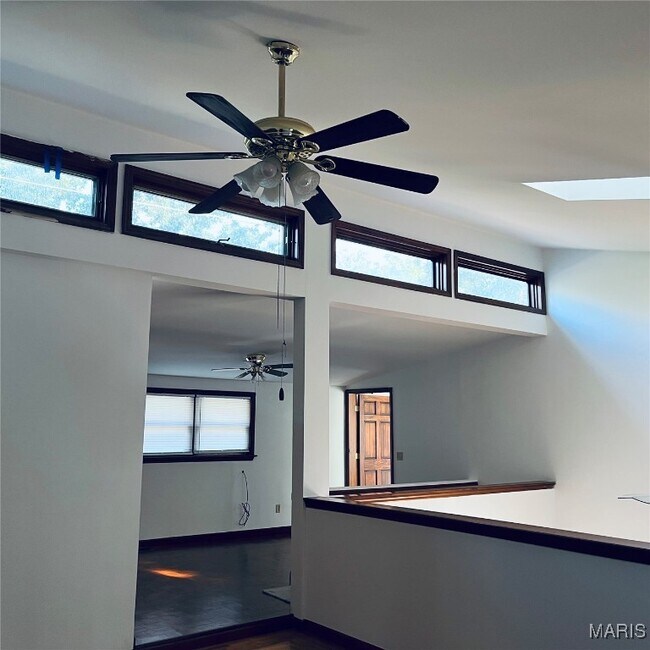 Building Photo - 6476 Hackberry Dr