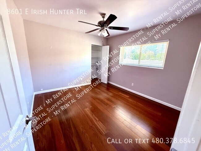 Building Photo - 8601 E Irish Hunter Trail