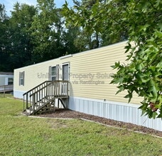 Building Photo - 9765 Old Mill Rd NE