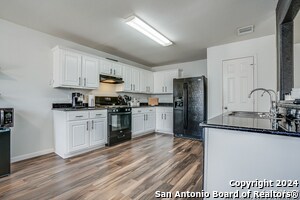Building Photo - 5619 Red Canyon