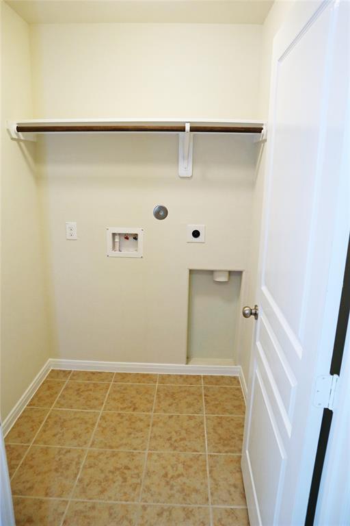 Building Photo - 12323 Skyview Manor Dr
