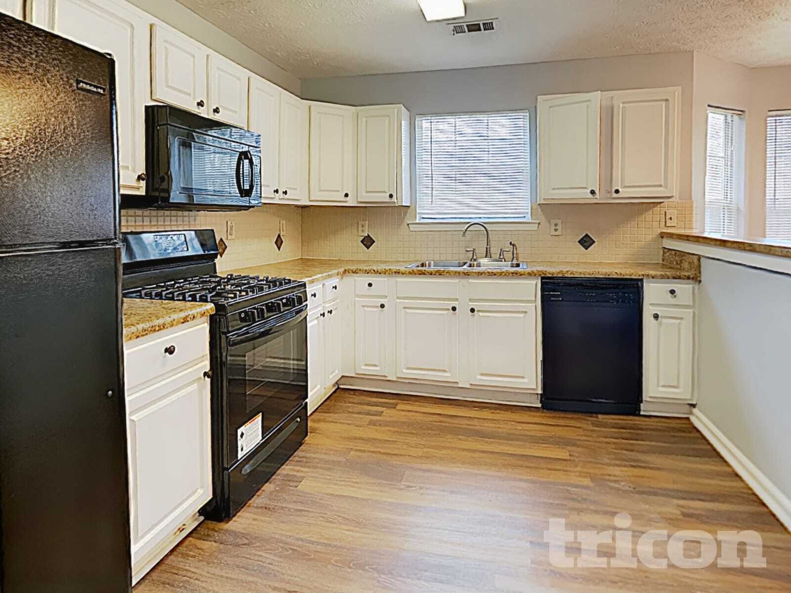 Building Photo - 705 Claven Ct