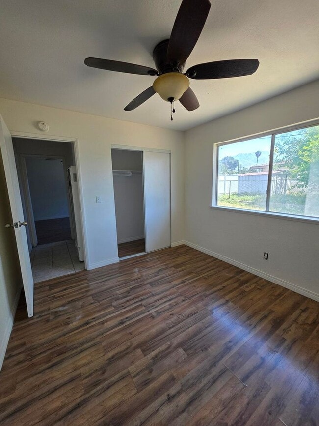 Building Photo - Charming 3-Bedroom Home on Spacious Corner...