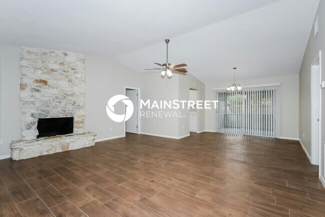 Building Photo - 3 Bedroom Pet-Friendly Home in Port St. Lucie, FL with Main Street Renewal