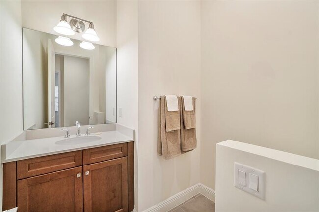 Building Photo - 11785 Waterway Cir