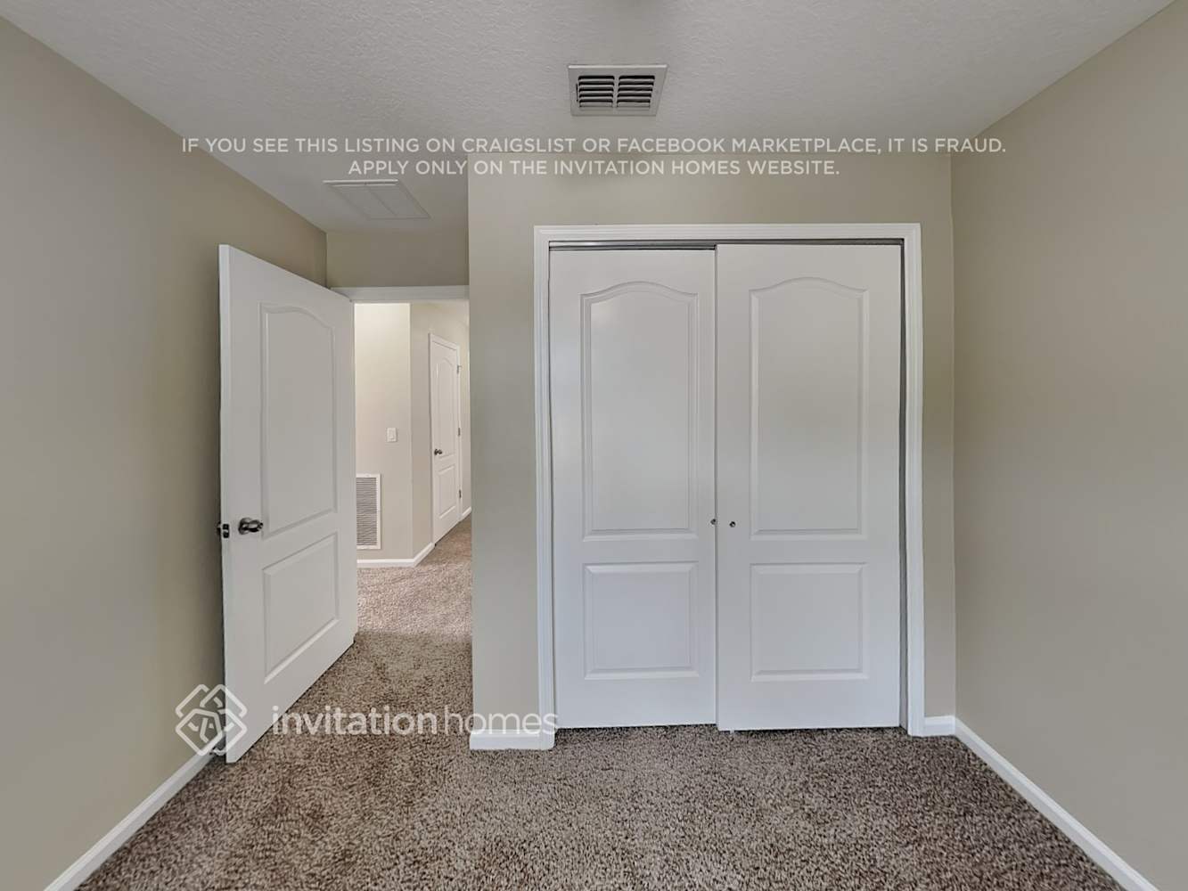 Building Photo - 530 Side Creek Ln