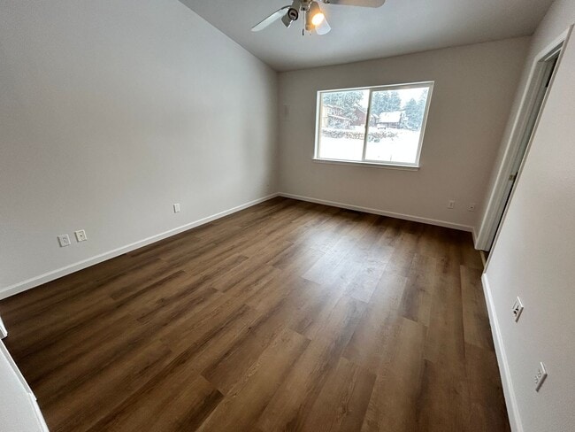 Building Photo - Recently Renovated Beautiful Forest Lakes Home - 3bd/ 2ba w/Attached Garage