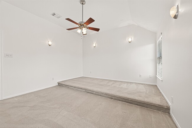 Building Photo - 24919 Spring Aspen Ct