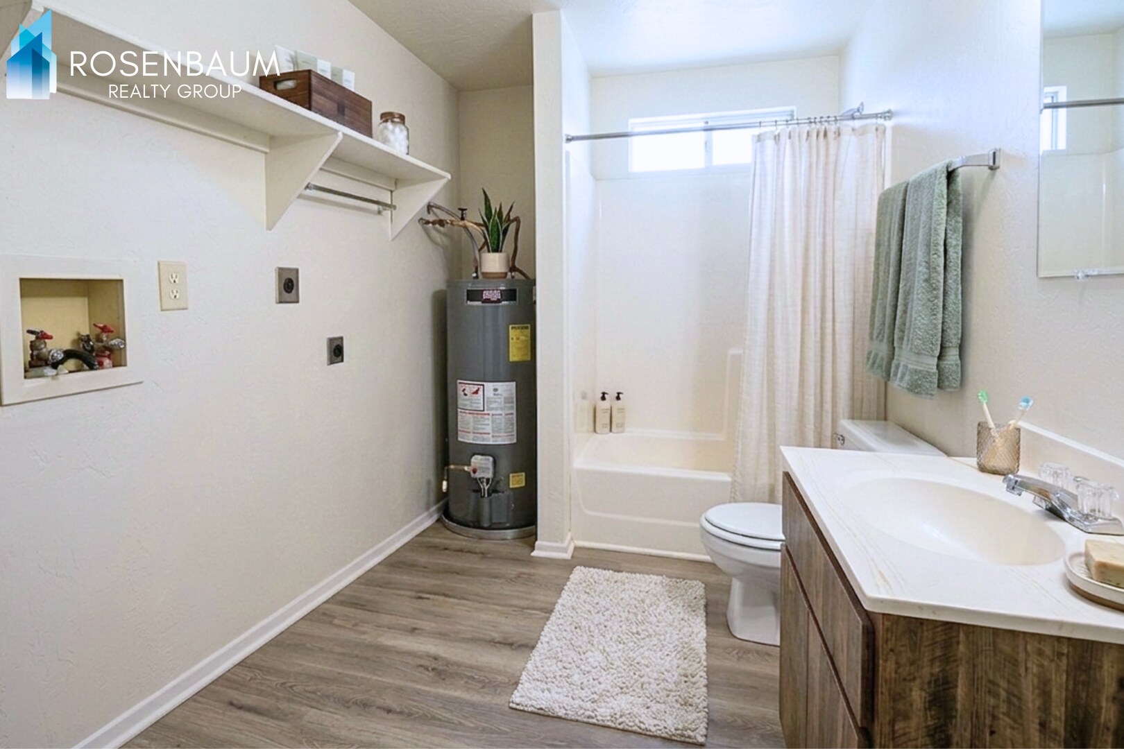 Building Photo - Charming 2-bedrooms, 1-bath downstairs apartment in Prescott Valley!