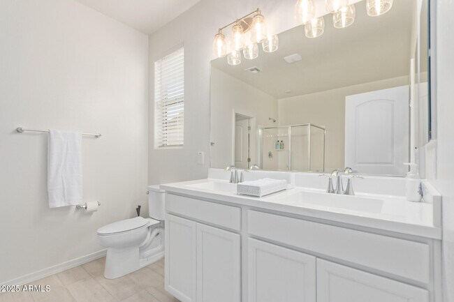 Building Photo - 3332 N 198th Ln