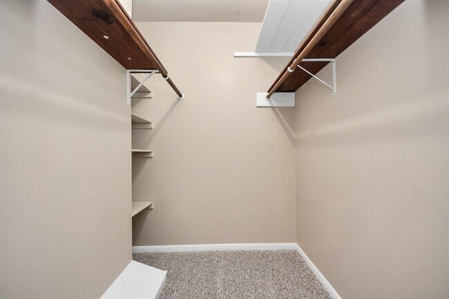 Building Photo - 23223 Canyon Lake Dr
