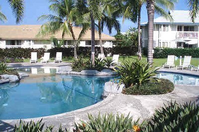Building Photo - 2 Bedroom / 2 Bathroom / 2 Assigned Parkin...