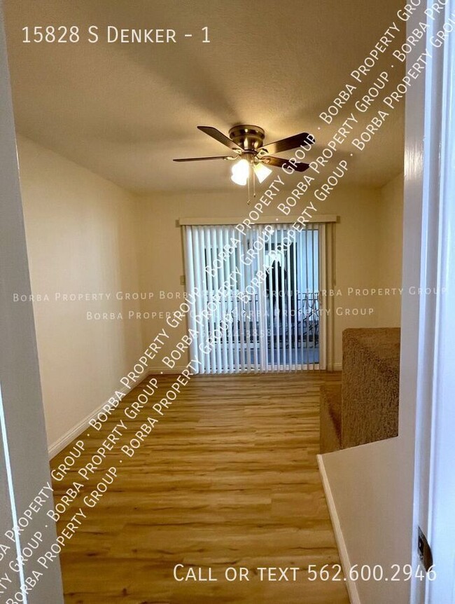 Building Photo - SPACIOUS 3 BEDROOM 1.5 BATHROOM TOWNHOME W...