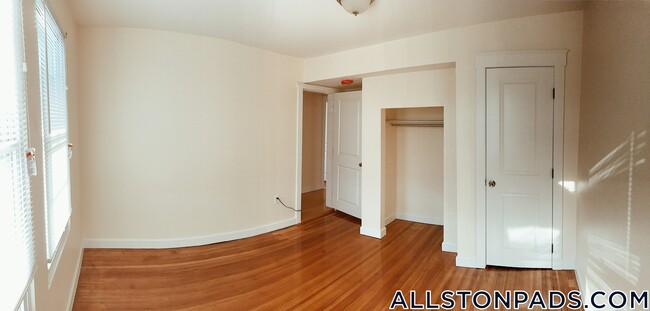 Building Photo - 21-23 Weitz St.