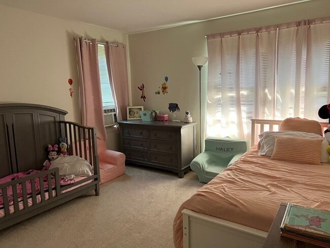 Building Photo - 4 Westview Terrace