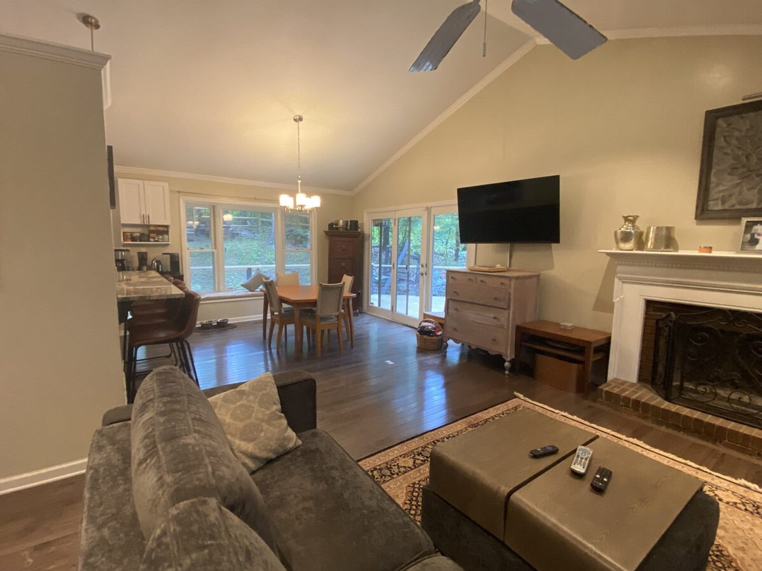 Building Photo - 6 Hunters Ridge Dr