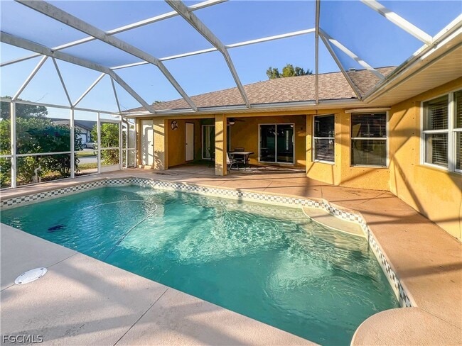 Building Photo - 326 SW 29th St