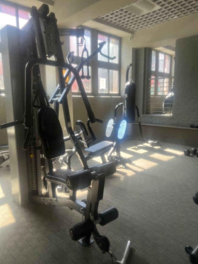 EXERCISE ROOM MACHINES AND FREEWEIGHTS - 333 Julia St