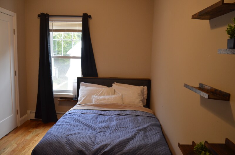 Building Photo - 51 Windsor St