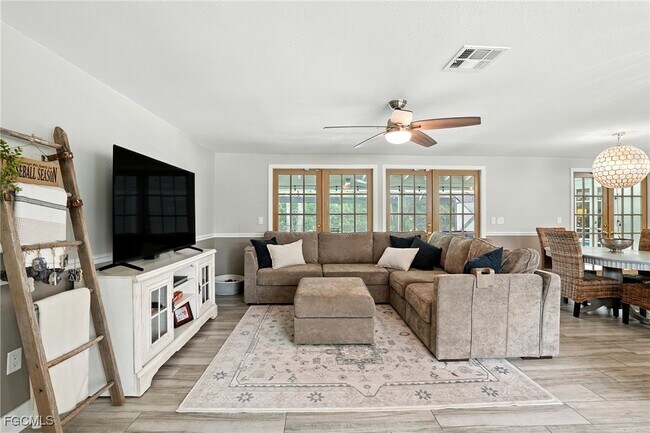 Building Photo - 1250 Kasamada Dr